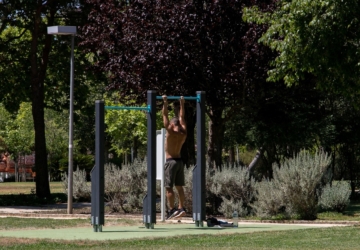 8 espaços fitness no concelho de Oeiras para treinar gratuitamente ao ar livre
