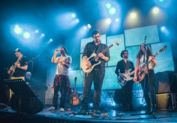 Vai abrir uma escola de música rock para todas as idades em Linda-a-Velha