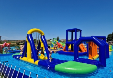Marina de Oeiras vai receber um mega parque de diversões (gratuito) para os miúdos